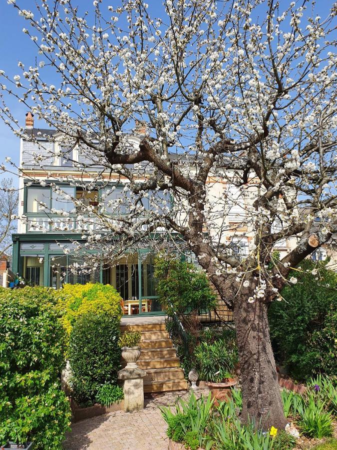 Liberation-maison D'hotes *